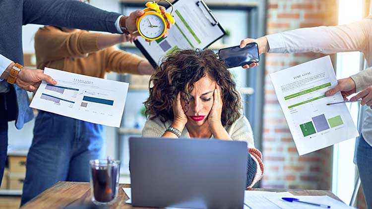 استرس کاری دلایل گروهی ایجاد استرس کار طولانی مدت و درمان