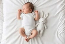 تنظیم ساده و موثر خواب نوزاد چهل روزه با 7 روش