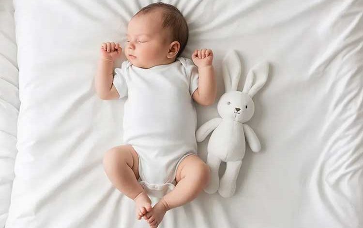 تنظیم ساده و موثر خواب نوزاد چهل روزه با 7 روش